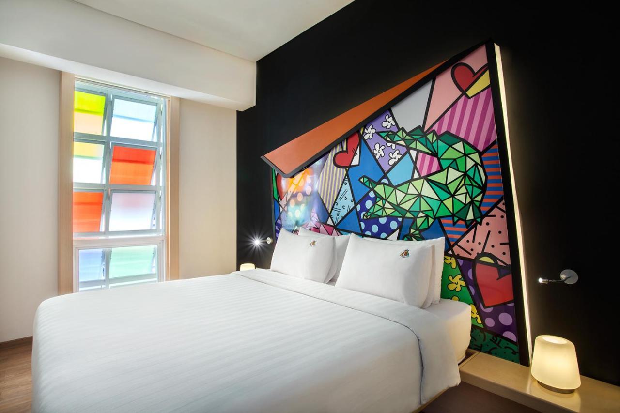 Maxonehotels.Com At Tidar Сурабая Экстерьер фото